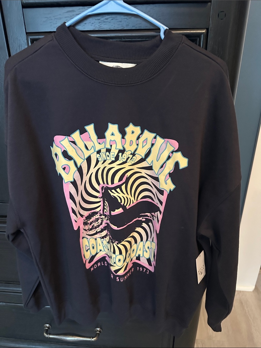 Billabong Black Crewneck Sweater with Surf Graphic